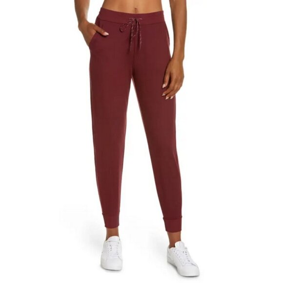 💕ZELLA💕 Live In Pocket Joggers ~ Burgundy London XS NWT - Picture 1 of 10